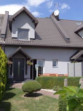 Дома для отпуска Dom w Krasnym Borze Karsibór Дом с 3 спальнями-3